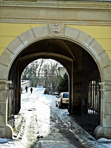 Pocysterski zesp paacowo-klasztorny w Lubiu